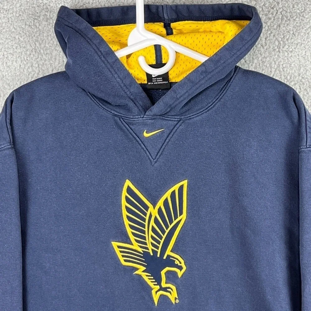 Vintage Nike Team Center Swoosh Hoodie Navy Blue Marquette Golden Eagles Mens L‎